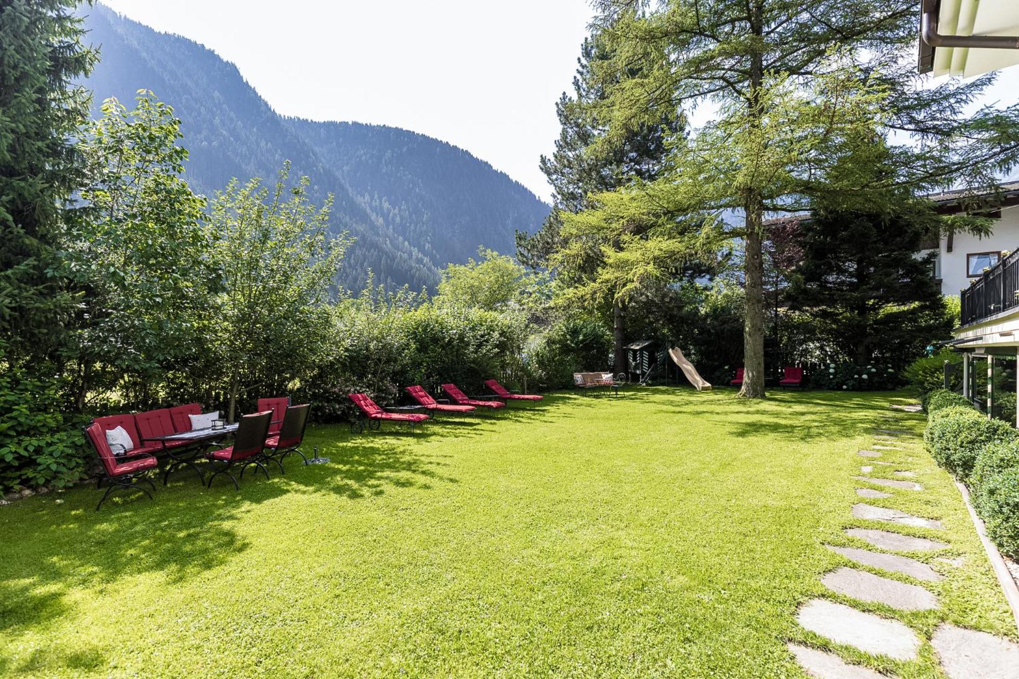 Aparthotel Landhaus St. Joseph ไมย์อาโฮเฟิน ภายนอก รูปภาพ