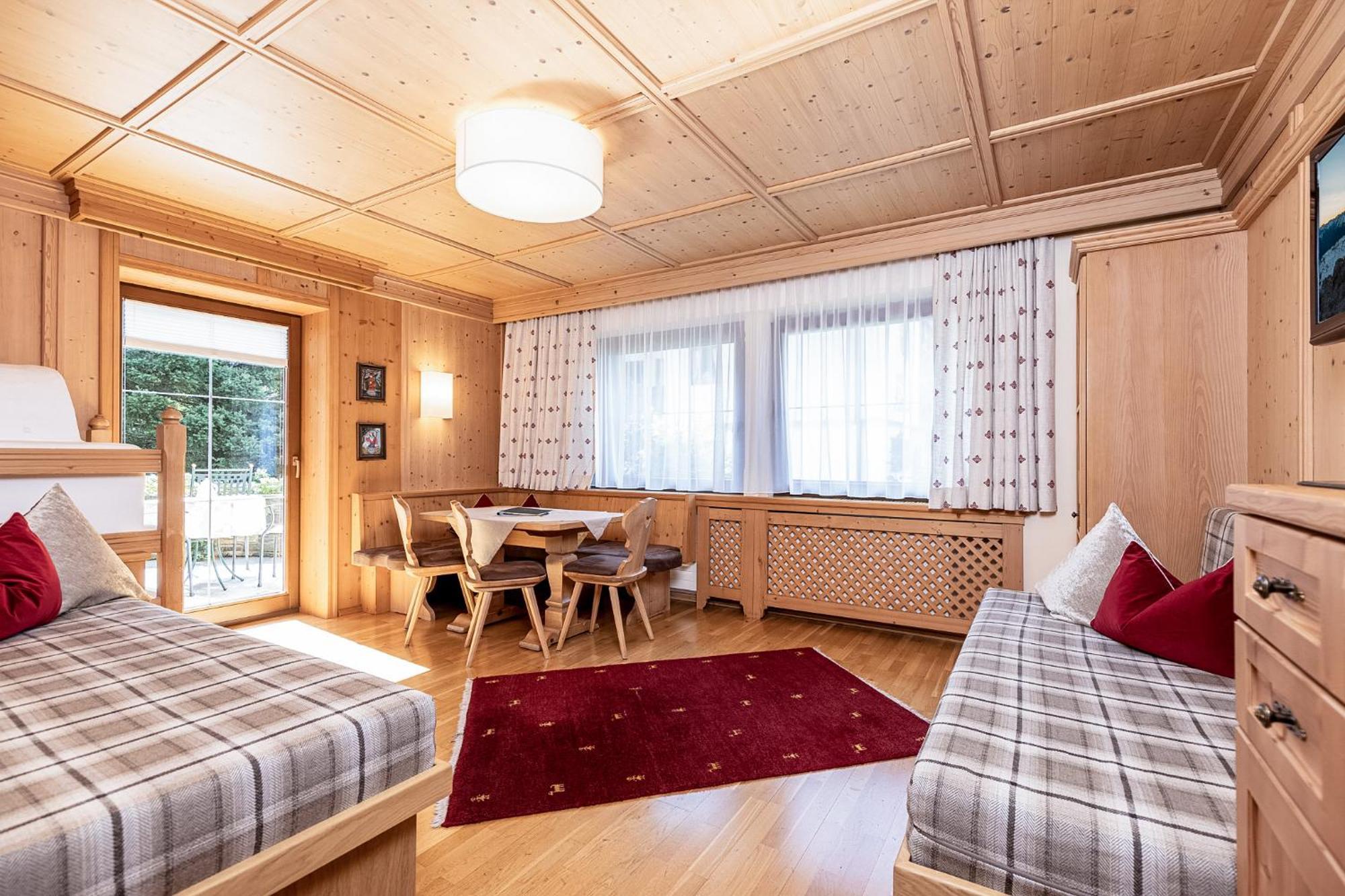 Aparthotel Landhaus St. Joseph ไมย์อาโฮเฟิน ภายนอก รูปภาพ