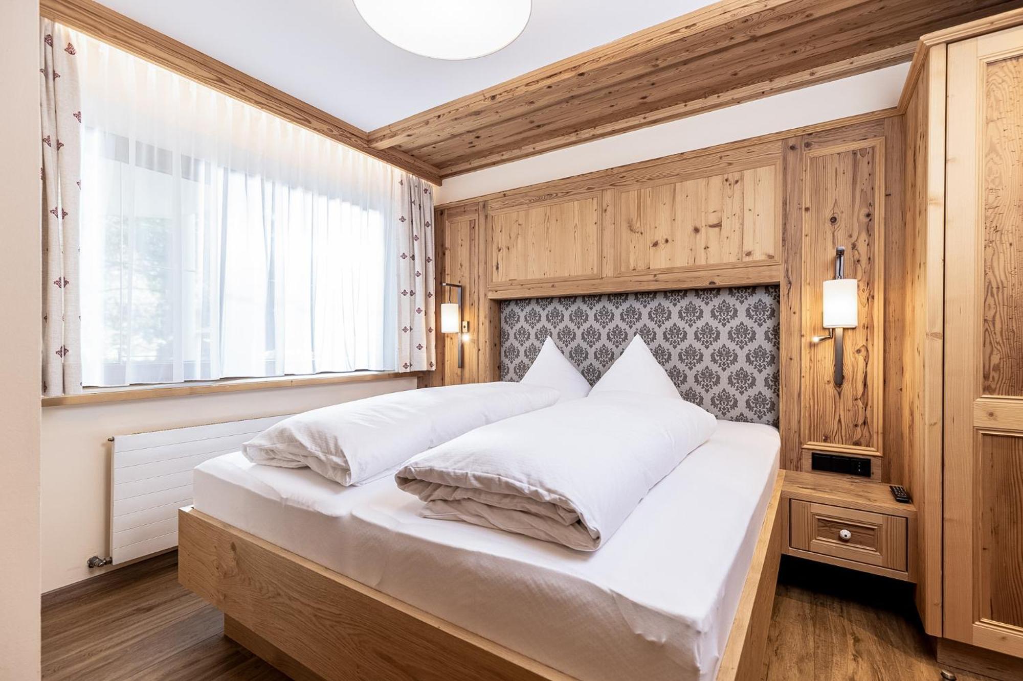 Aparthotel Landhaus St. Joseph ไมย์อาโฮเฟิน ภายนอก รูปภาพ
