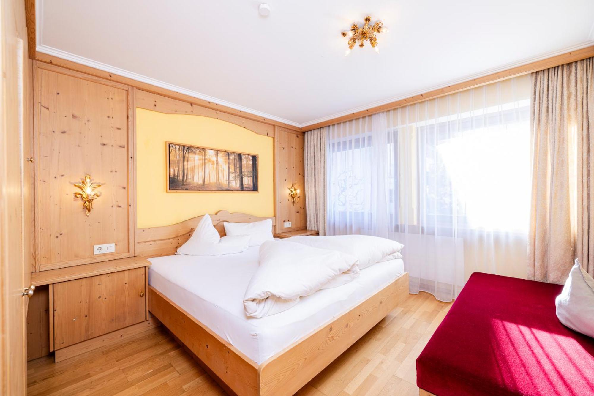 Aparthotel Landhaus St. Joseph ไมย์อาโฮเฟิน ภายนอก รูปภาพ