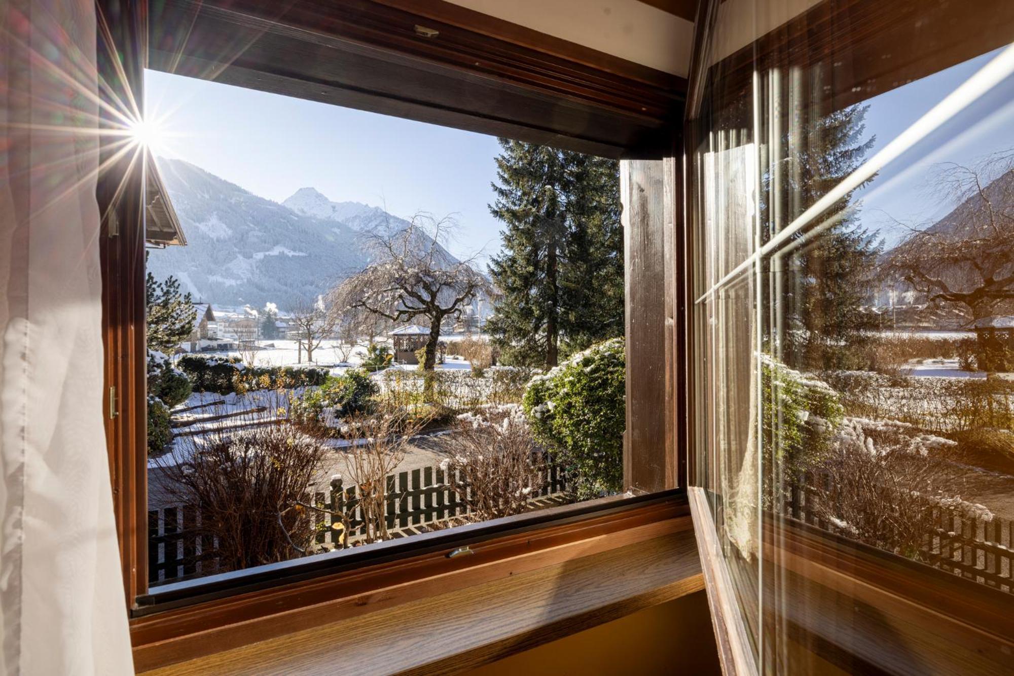 Aparthotel Landhaus St. Joseph ไมย์อาโฮเฟิน ภายนอก รูปภาพ