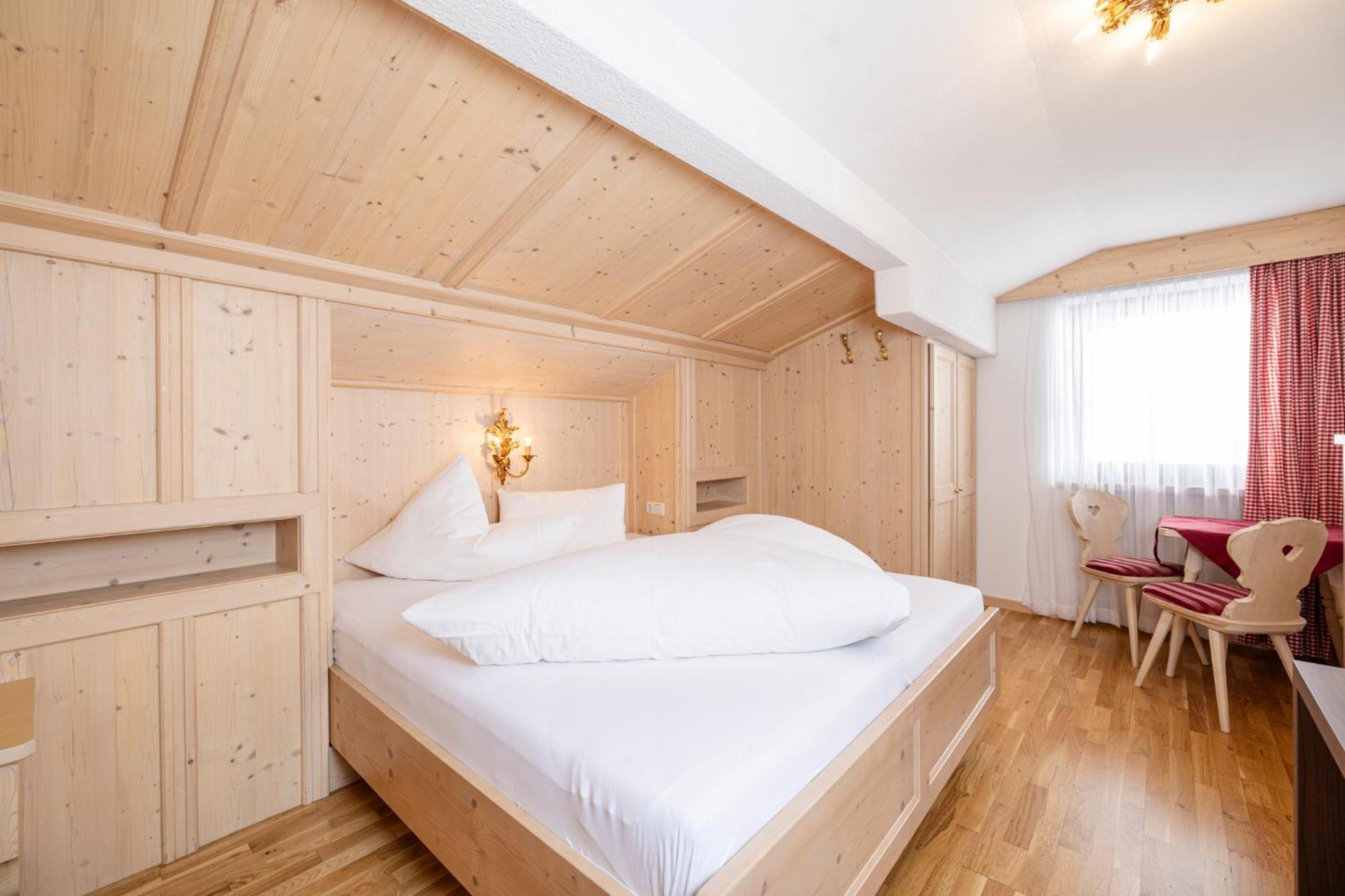 Aparthotel Landhaus St. Joseph ไมย์อาโฮเฟิน ภายนอก รูปภาพ