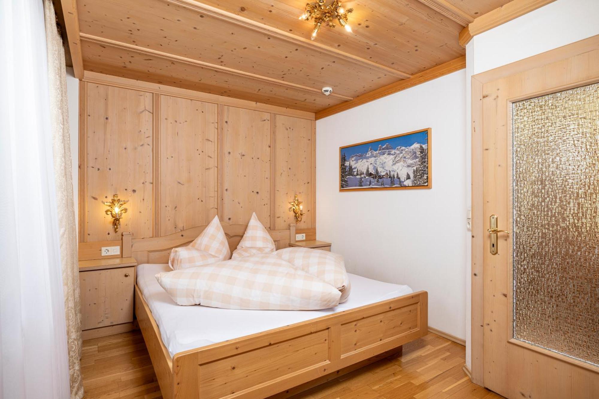 Aparthotel Landhaus St. Joseph ไมย์อาโฮเฟิน ภายนอก รูปภาพ